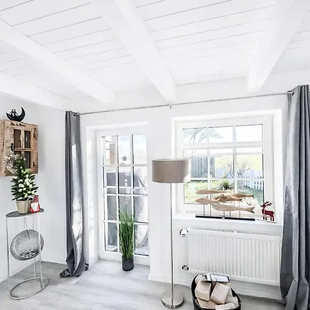 Huus An't Diek By Interhome *